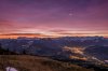 Sonnenaufgang Wildspitz - An diesem Morgen, kurz vor Weihnachten, erlebte ich einen gewaltig farbigen Sonnenaufgang auf dem Wildspitz. (Sascha Krähenbühl Fotografie) - Schalgwörter: Alpen ,Berge ,blickheimat ,Fotografie ,Himmel ,LakeLucerneRegion ,Landschaft ,Landschaftsfotograf ,Landschaftsfotografie ,Morgenrot ,Natur ,NikonSwitzerland ,Schweiz ,Schwyz ,Sonnenaufgang ,VerliebtInDieSchweiz ,Wildspitz ,Winter ,Zentralschweiz